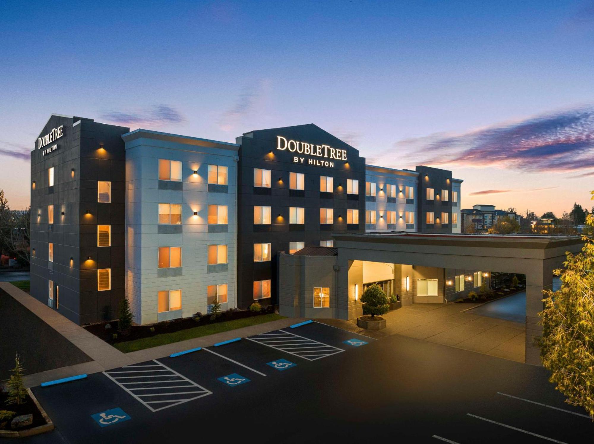 Doubletree By Hilton North Salem Exterior foto